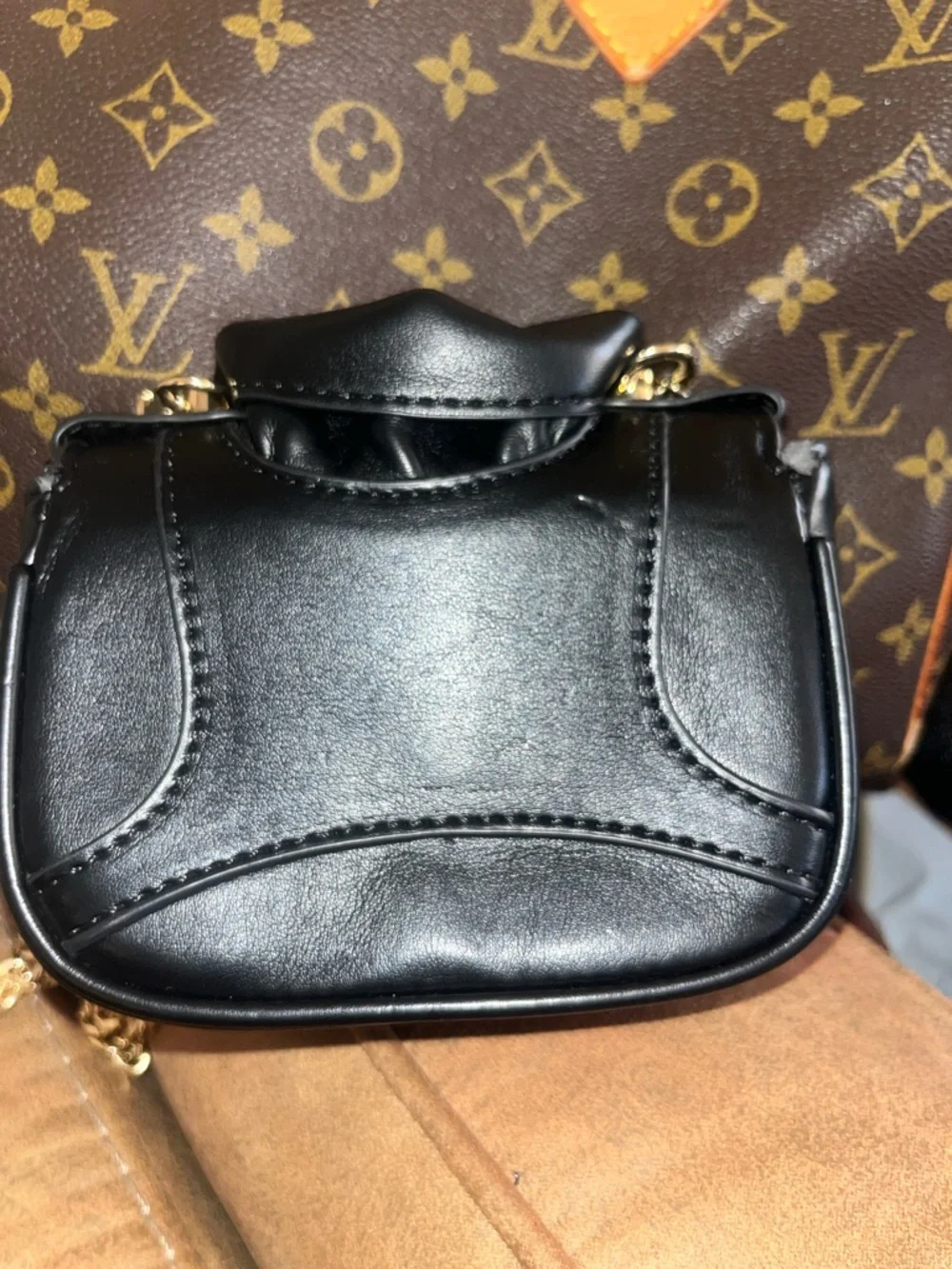 Crossbody - Picture 3 of 5